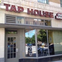 Omaha Tap House outside