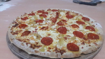 Pizza Brava food