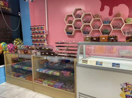 B B's Ice Cream And Candy food