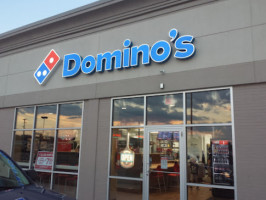 Domino's Pizza outside