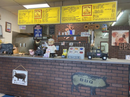 Little Pigs B-q food