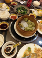 Yin Li Sichuan Restaurant inside