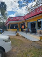 On Lucho outside