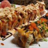 A Tan Hibachi Steakhouse Comida