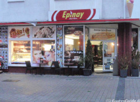 Epinay Eiscafé outside