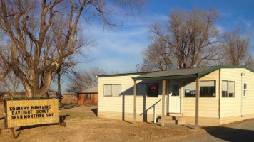 Kountry Bumpkins Of Adair-daylight Donuts outside