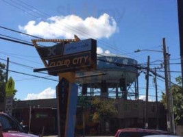 Cloud City Cafe outside
