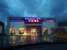 Shangai Wok outside