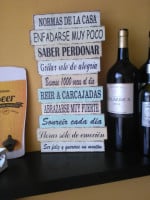 Lagares Vinos Y Tapas food