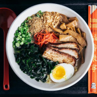 Ramen-san Deluxe food