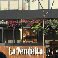 La Vendetta Fisherton Plaza Chic Mall outside