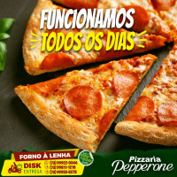 Pizzaria Pepperone food
