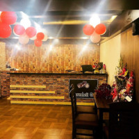 Fahrenheit Cafe Lucknow inside
