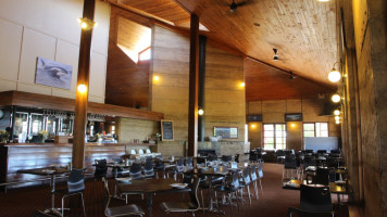 Mount Barren Restaurant at Bremer Bay Resort inside
