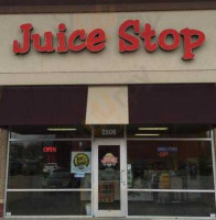 Juice Stop outside