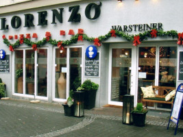 Pizza Bar Lorenzo inside