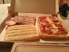 Pizza Hut food