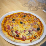 Lévydence Comida