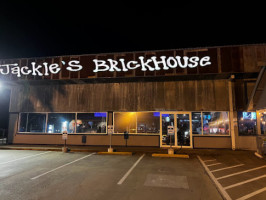 Jackie's Brickhouse outside