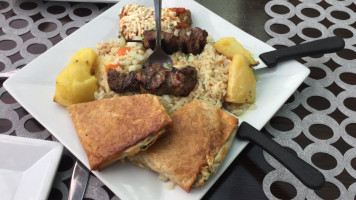 Taverna Greka Restaurant food