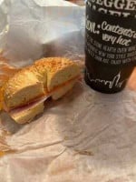 Bruegger's food