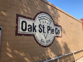 Oak St. Pie Co. food