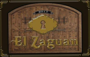 El Zaguan inside