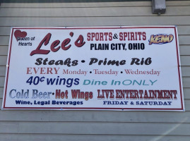 Lee's Sports And Spirits inside