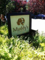 Muddy's Coffeehouse outside