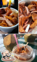 Cocos Los Manguitos food