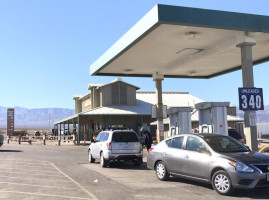 Stovepipe Wells Gas Station outside