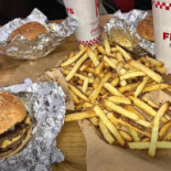 Five Guys Comida