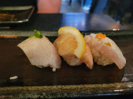 Banzai Sushi food