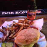 Roy Pub Eatery Comida
