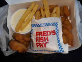 Fred's Fish Fry food