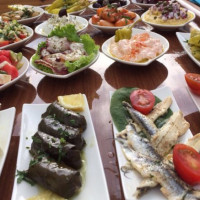 Meze-Bar Ammos food