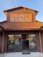 Lone Madrone Tasting Room outside