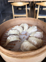 Eloong Dumplings food