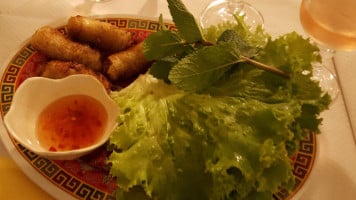 Le Saigonnais food