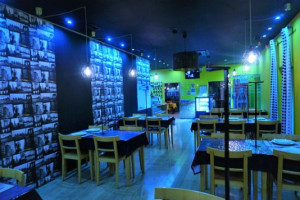 Onda Azul Restaurante inside