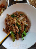 Hae Ha Heng Thai Bistro food