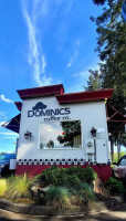 Dominic's Coffee outside