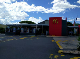 Mcdonald's Newmarket Ii outside