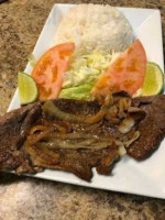 La Gran Parada Dominicana food