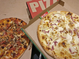 Pizza En Libre Service La Pizz food