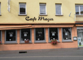 Cafe Mayer outside
