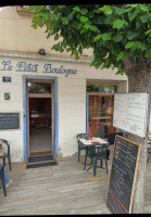 Le Petit Boulogne inside