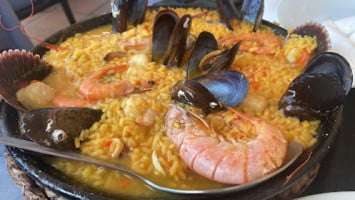 Arroyo Mar Y Tierra food