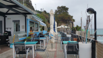 The Beach Ristorante Pizzeria Bar inside