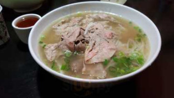 Pho 18 Avenue food